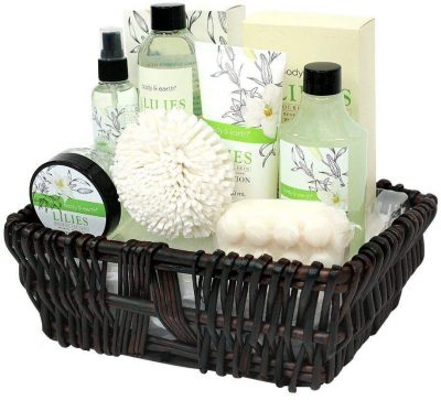 Bath Basket Help her relax with this special gift for your wife