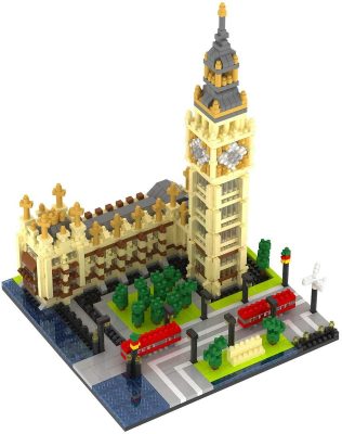 Lego Famous Landmarks – Unusual 70th birthday gift for her