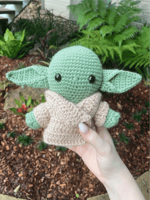 Crotchet Baby Yoda Soft Toy – One of the best Baby Yoda gifts in the UK