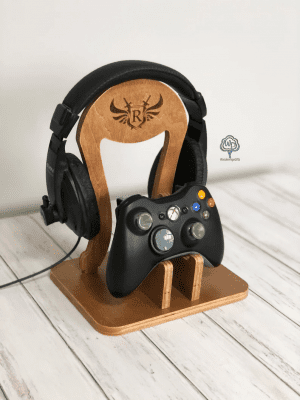 Custom Gaming Controller Stand – Awesome personalised gift for 13 year old boy