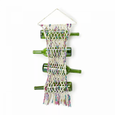 Novelty Wine Rack – Fun wine presentation gift for red wine collectors Novelty Wine Rack – Fun wine presentation gift for red wine collectors