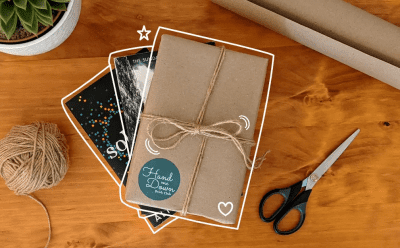 The Hand Me Down Book Club Subscription – Subscription gift for book lovers in the UK
